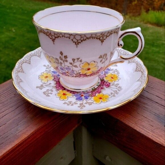 Other - Tuscan Bone China Pink Flower Garden Cup and Saucer